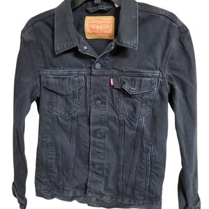 Levi's Black Denim Jacket for Women. Size Medium